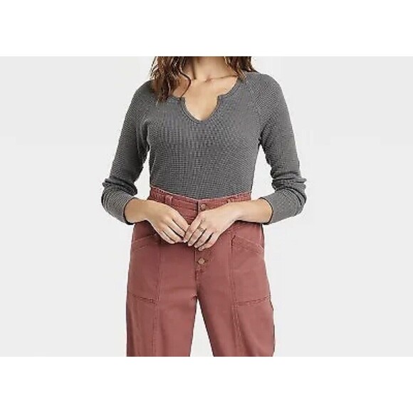 Knox Rose Tops - Women's Long Sleeve Notch Neck Thermal Top - Knox Rose Dark Gray M - NWT